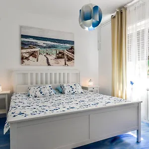 Dora Apartment